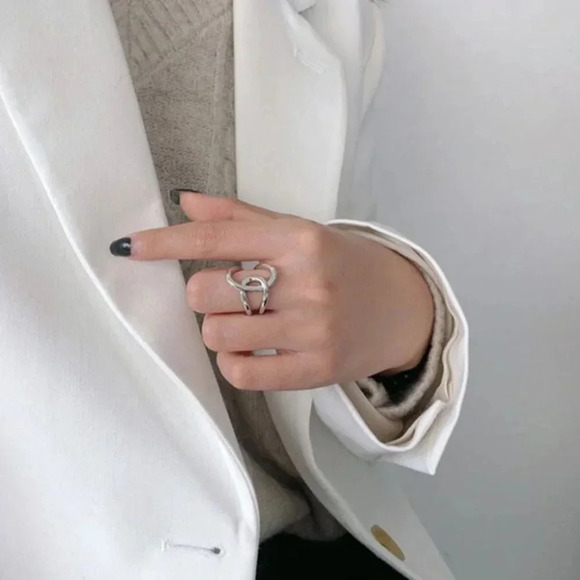 Minimalist 925 Sterling Silver Geometric Ring - Picture 2 of 6